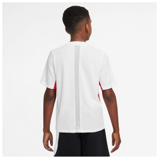 Nike Παιδική κοντομάνικη μπλούζα Multi Dri-FIT Nike Παιδική κοντομάνικη μπλούζα Multi Dri-FIT